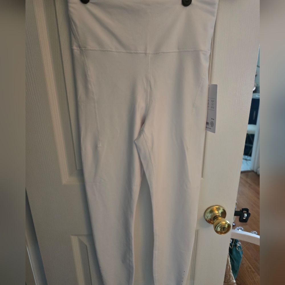 Athleta Pacesetter 7/8 Tight , White